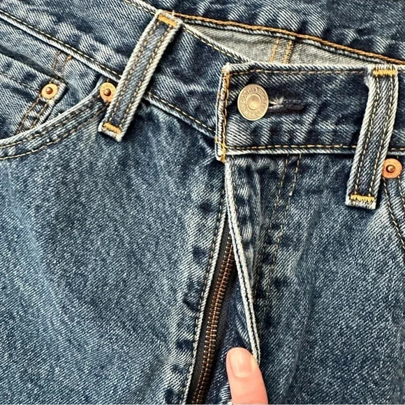 Levi's 505 Men's Regular Straight Medium Denim Wash Jeans Size 36W x 30L GUC - Picture 4 of 8